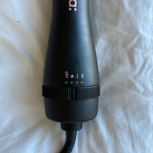 Amika Blowdry Brush